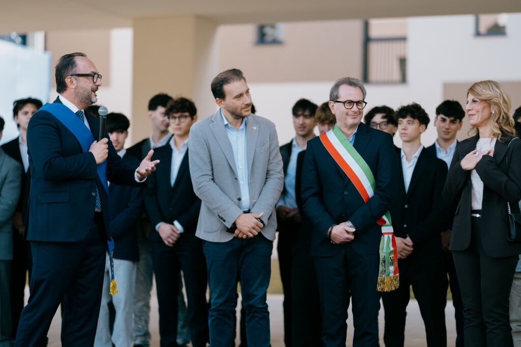 Il Presidente della Provincia di Treviso parla all'inaugurazione del nuovo edificio dell'ITIS Max Planck